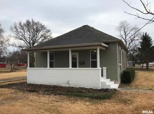 601 E Olive St, Du Quoin, IL 62832