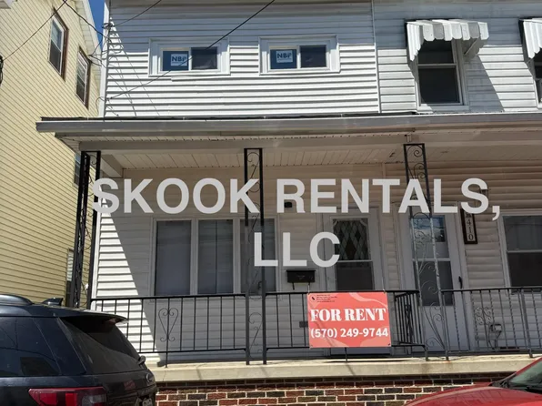 412 Carbon St, Minersville, PA 17954