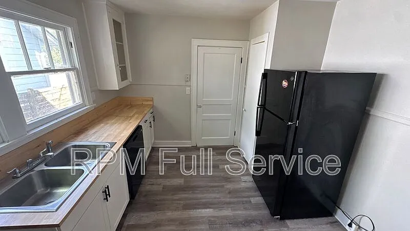 1 bed, 1.0 bath, 650 sqft, $890 — Photo 3