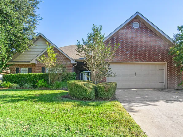 23491 Dundee Cir, Foley, AL 36535