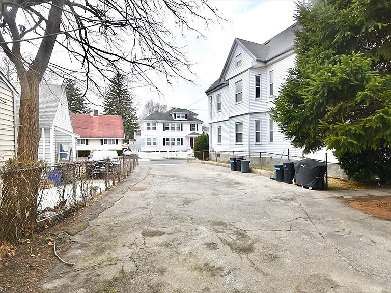 66 French St #2 — Photo 4