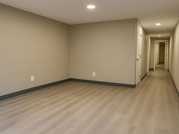 2nd image of 2306 E 14th St #C