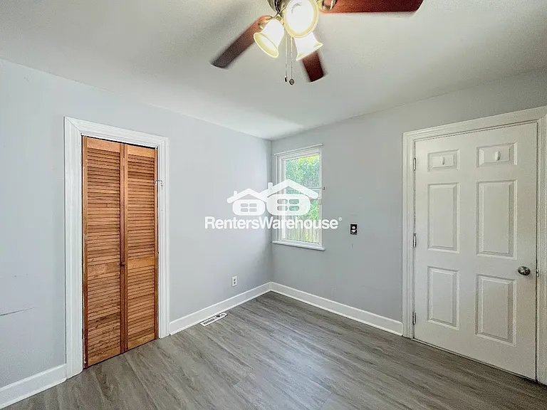 2211 North St — Photo 9