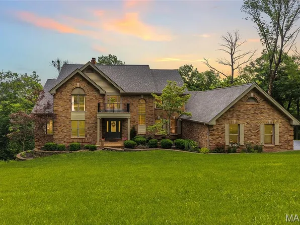 6 Lions Head Ct, Chesterfield, MO 63005