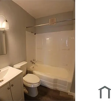 1421 W 107th St #DOWN — Photo 7