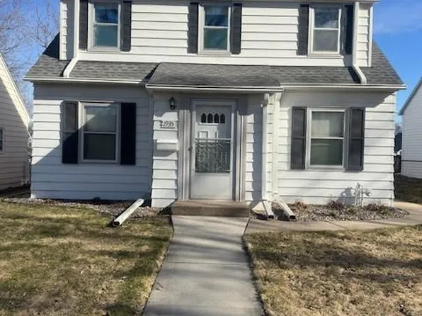 1935 Arlington Ave E, Saint Paul, MN 55119