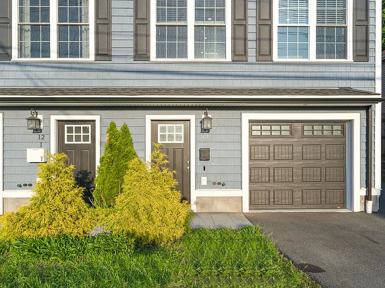 12 Cedar St #2 — Photo 22