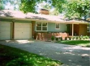 116 Hawthorne Dr, Belton, MO 64012