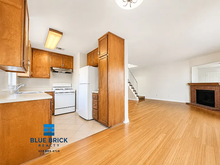 4455 Vista Del Monte Ave #4 — Photo 3
