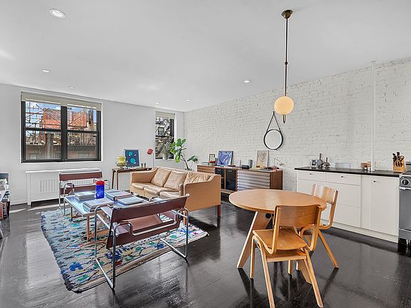 3rd image of 410 W 23rd St APT 5A