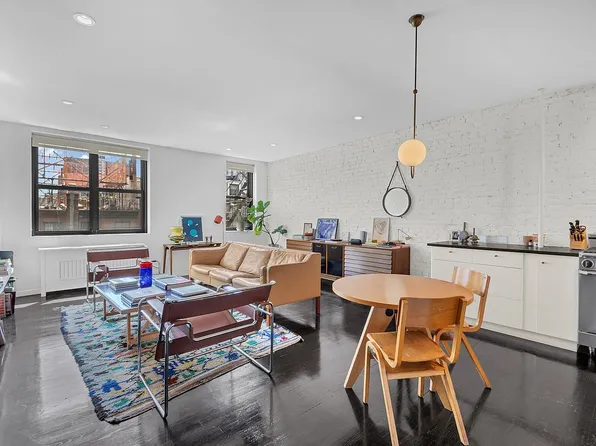 410 W 23rd St APT 5A, New York, NY 10011