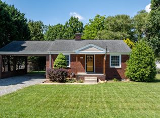 2357 28th St NE, Hickory, NC 28601