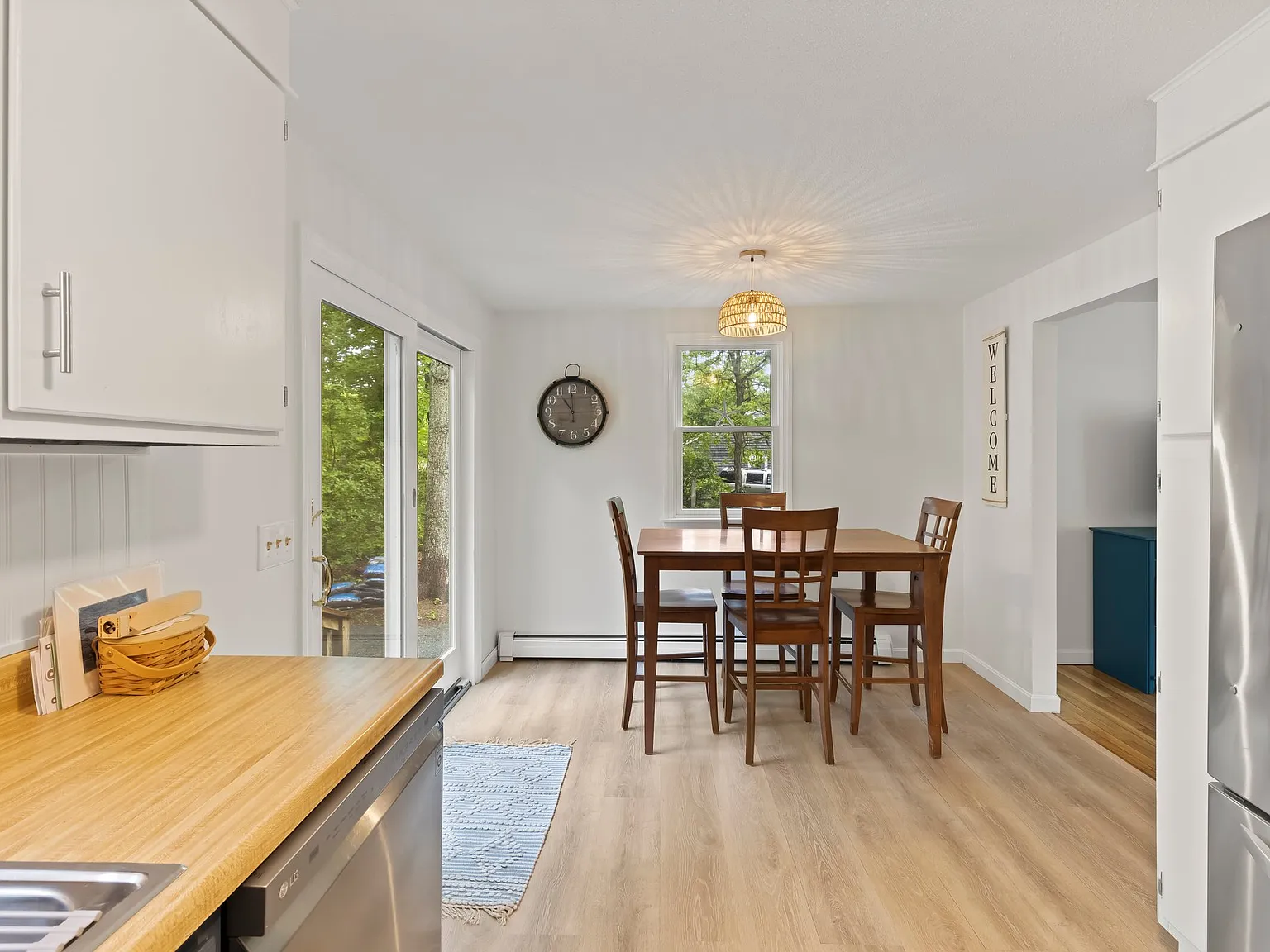 3 bed, 1.5 bath, 1120 sqft, $2,500 — Photo 3