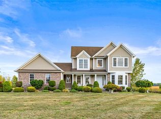 585 Chambers St, Spencerport, NY 14559