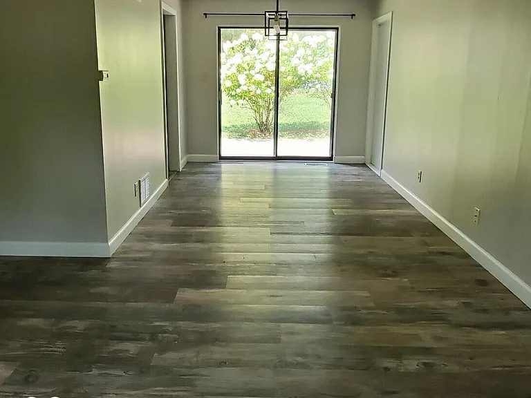372 Redbud Pl — Photo 4