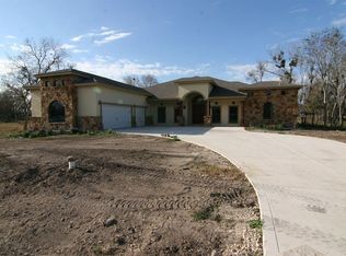 383 River Park Dr, New Braunfels, TX 78130