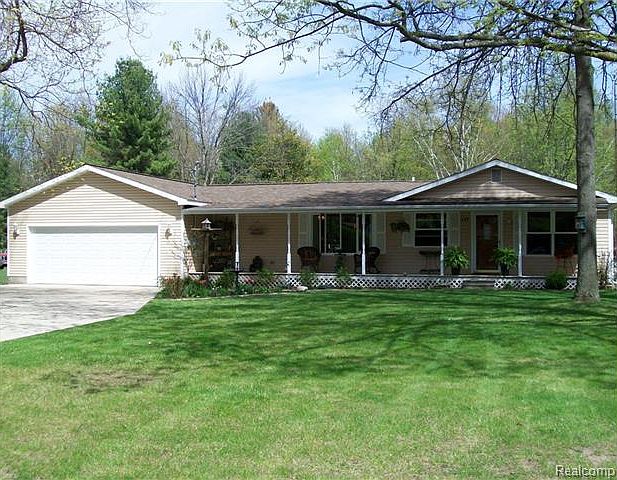 1st image of 171 Robinhood Dr