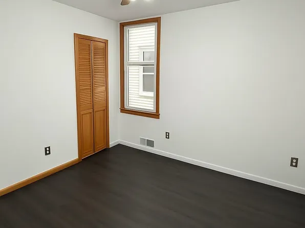 79 West 16th Street image 4 of 7