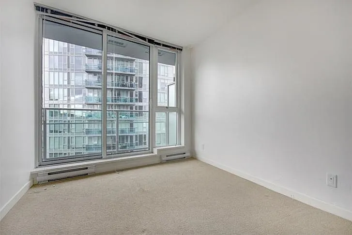 233 Robson St #2710 — Photo 17