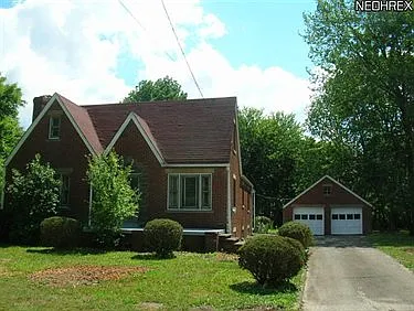 203 S Raccoon Rd photo 1