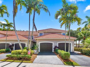 710 Sorrento Dr, Fort Lauderdale, FL 33326