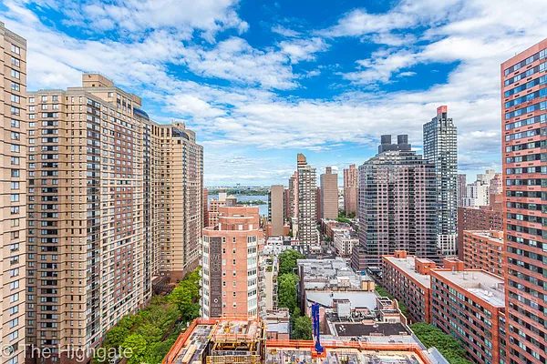 Rented by Milford Management | media 9