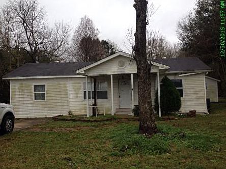 1st image of 3209 Smith Dr