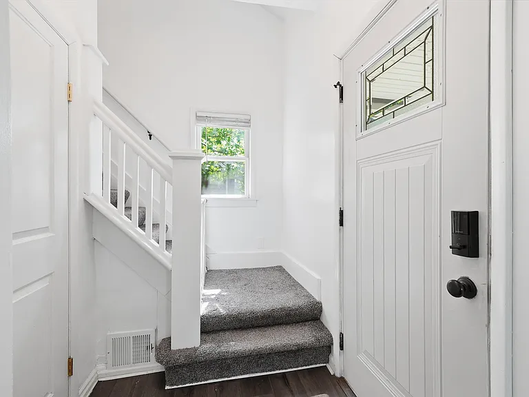 1401 Midland Blvd — Photo 2