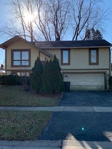 621 Alida Dr, Cary, IL, 60013