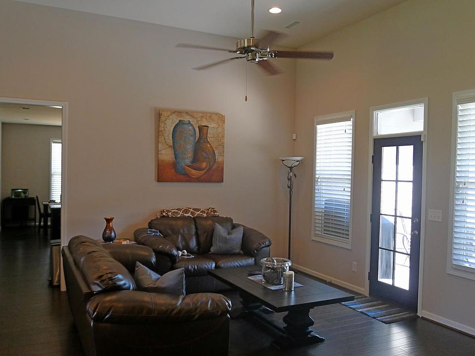 1st image of 80 Magnolia Estates Dr