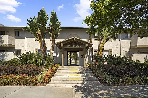 Strada Apartments Photo 1