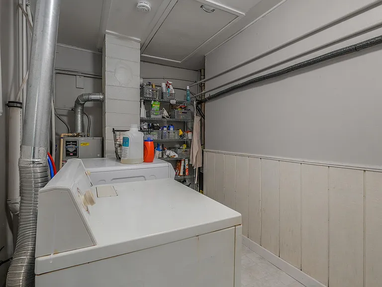 1338 Eastern Pl NE #1 — Photo 10
