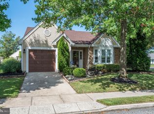 685 Cascade Dr S, Mount Laurel, NJ 08054