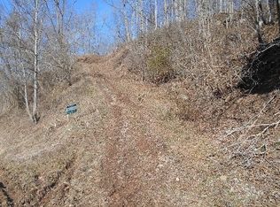 9 S Main St, Burnsville, WV 26335
