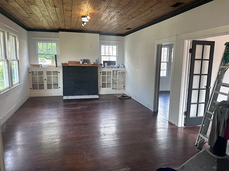 2034 North Blvd — Photo 3
