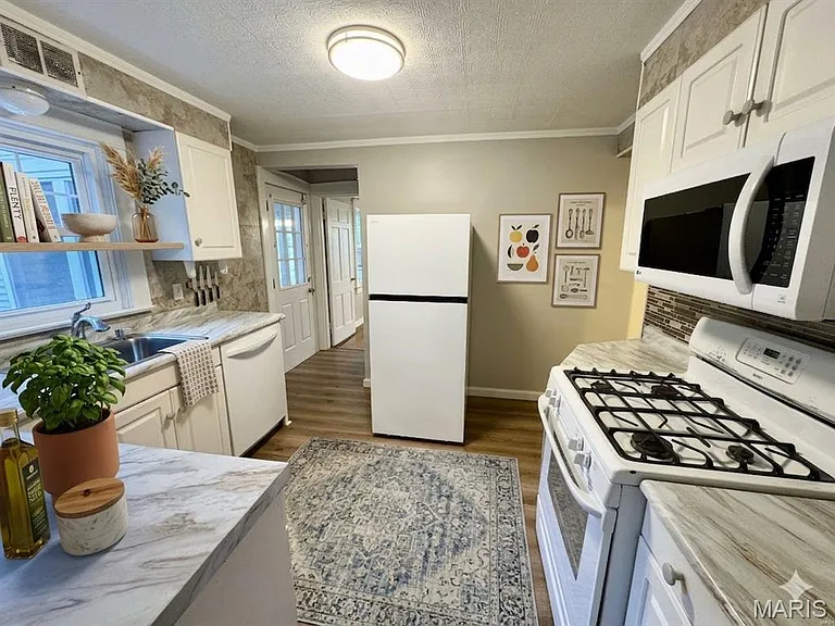 4720 Ruth St — Photo 21