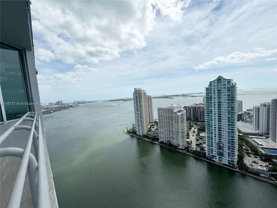 325 Biscayne Blvd #Lph-19, Miami, FL, 33131