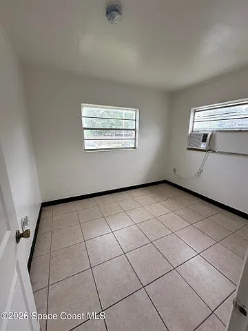 513 Warren Street - 1 — Photo 4