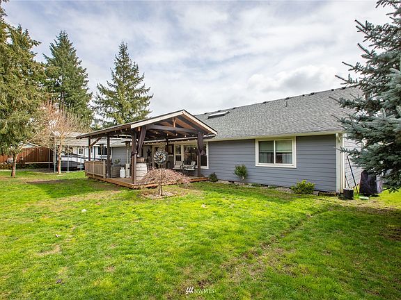 Great sized fully fenced back yard and an amazing covered back deck