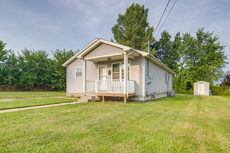 2510 Camphausen Ave — Photo 2