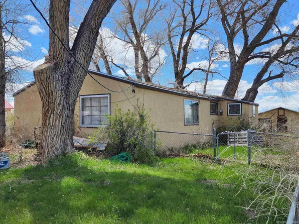 718 S Spruce St, Laramie, WY 82072