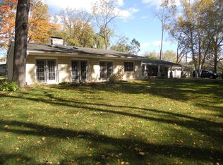 10794 W Wadsworth Rd, Beach Park, IL 60099