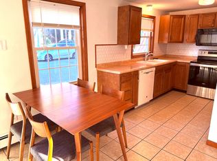 48 Hammond St, Portland, ME 04101