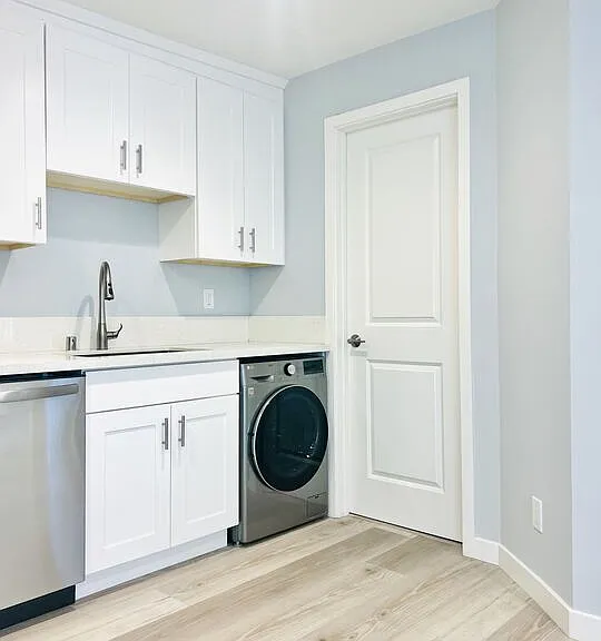 1056 Winchester Ave #B — Photo 15