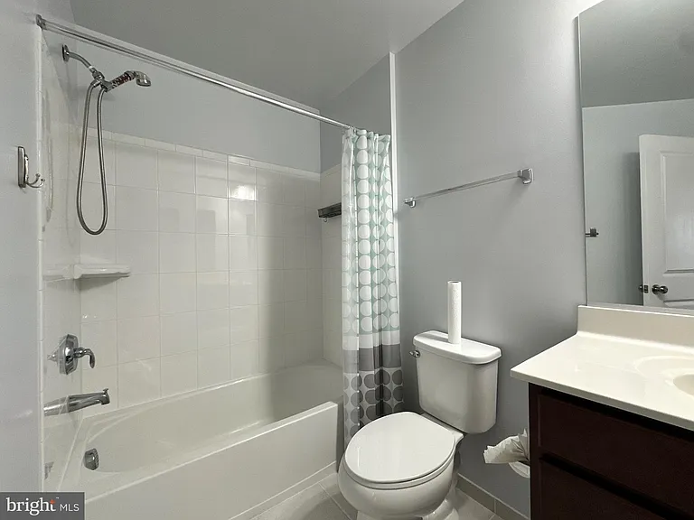 23451 Epperson Sq — Photo 35