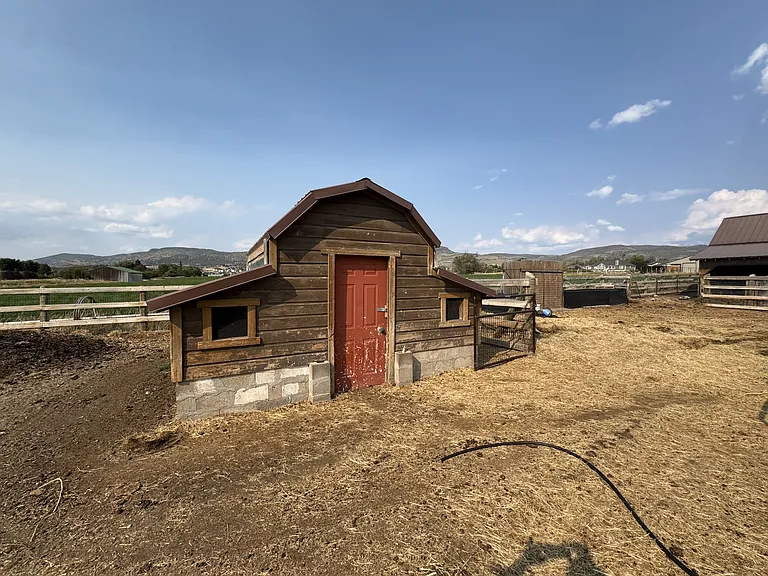 3171 E Horse Thief Dr — Photo 42