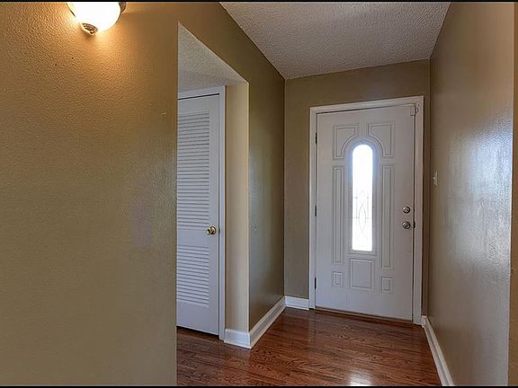 5th image of 3403 Craigo Ave