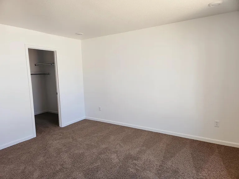 13385 Blue Amber Ct — Photo 14
