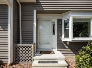 61 Dawn St UNIT 61, Fairfield, CT 06824