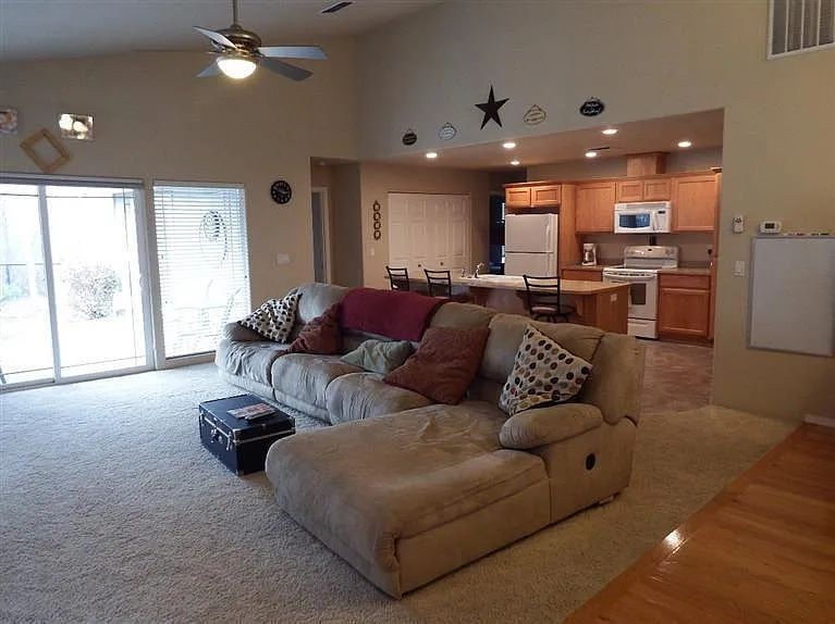 1672 SW Waterstone Dr — Photo 8